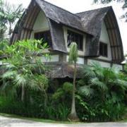 villa lumbung